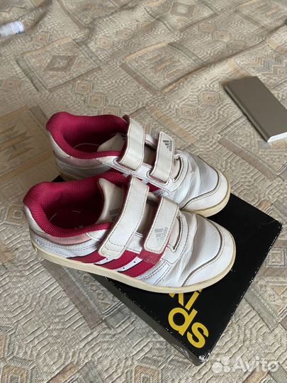 Кроссовки adidas