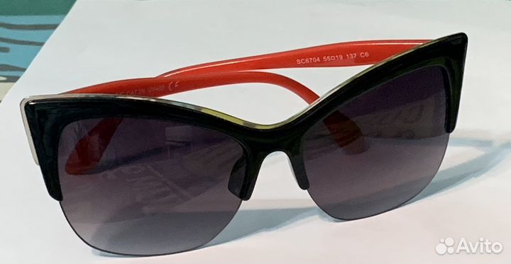 Очки Tommy Hilfiger