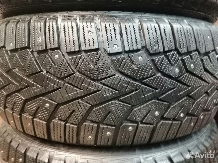 Gislaved NordFrost 100 235/55 R17