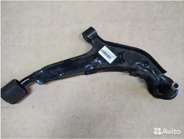 Рычаг подвески нижний передний правый Nissan