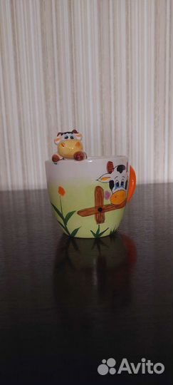 Чашка с лепкой