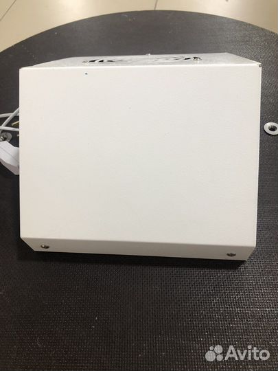 Маникюрная вытяжка