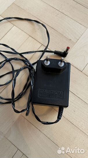 Блок питания для гитарных эффектов Digitech PS200R