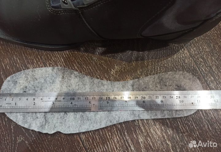 Лыжные ботинки