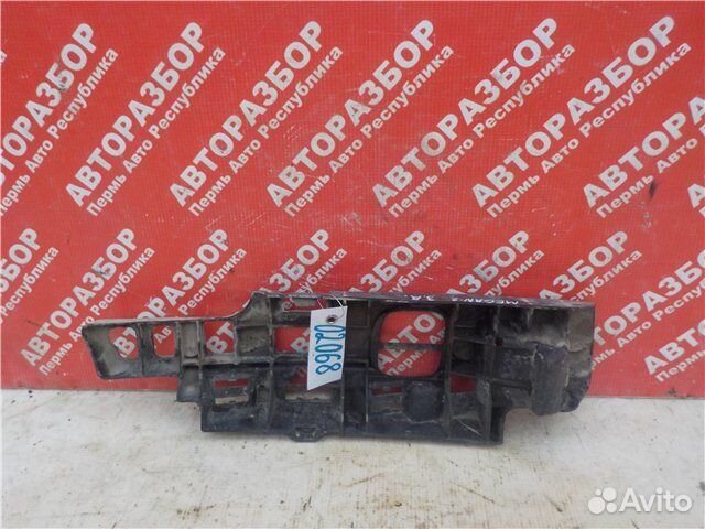 Кронштейн бампера задний правый Renault Megane 2