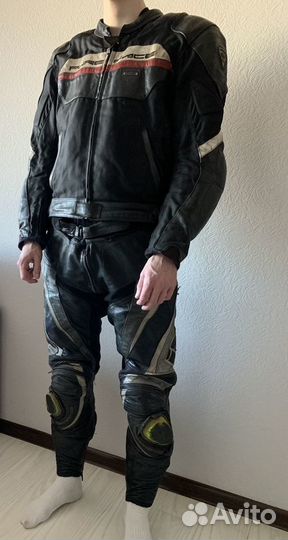 Мотокостюм