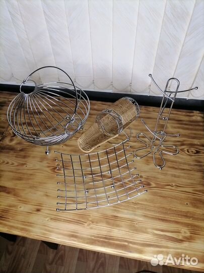 Подставка для бутылки вина.Вазы.Под-ка для кружек