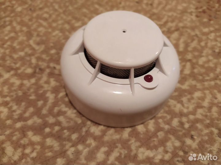 Пожарный извещатель, датчик дыма, пожарная сигнали