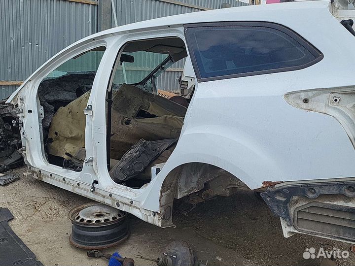 Ford focus 3- боковины кузова