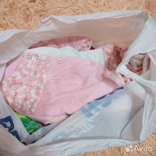 Вещи пакетом на девочку отдам бесплатно