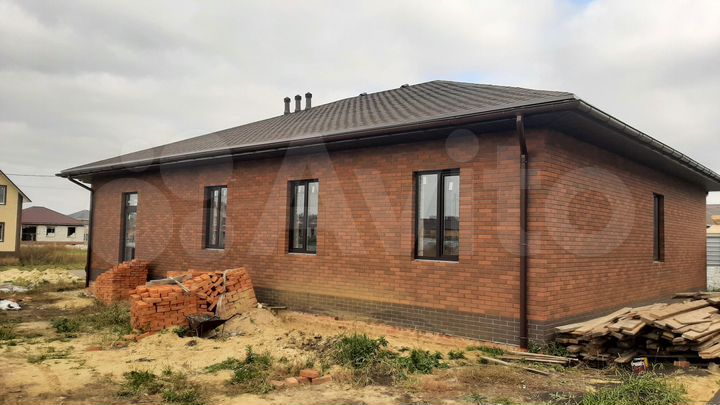 Дом 176 м² на участке 5,5 сот.