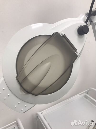 Лампа лупа для косметолога