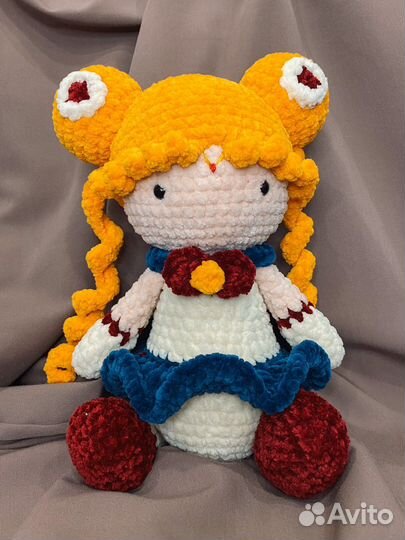 Сейлор Мун из плюшевой пряжи