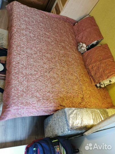 Жаккардовое покрывало + наволочки «Версаль»-новое