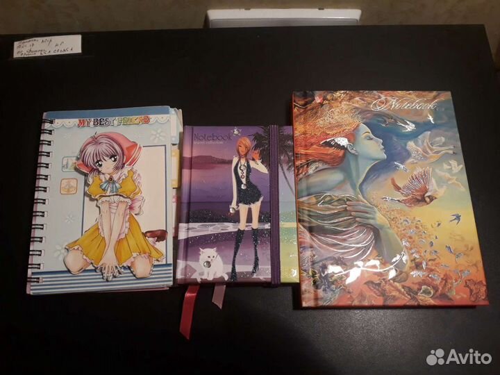 Блокноты девушки аниме