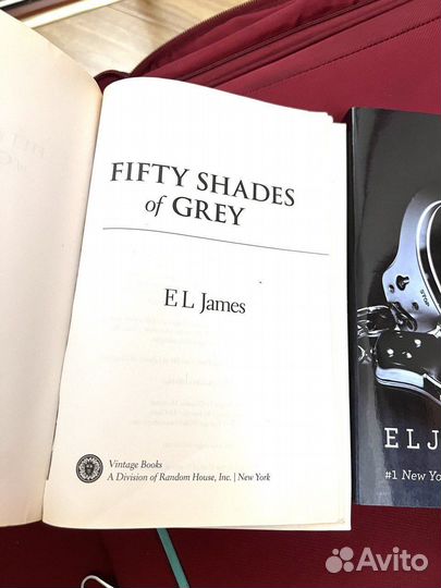 Книги 50 оттенков серого на английском языке