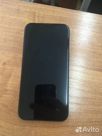 Телефон iPhone 14 esim