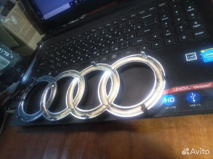 Эмблема Audi A4 B7