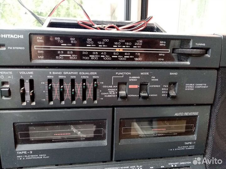 Магнитофон кассетный hitahi