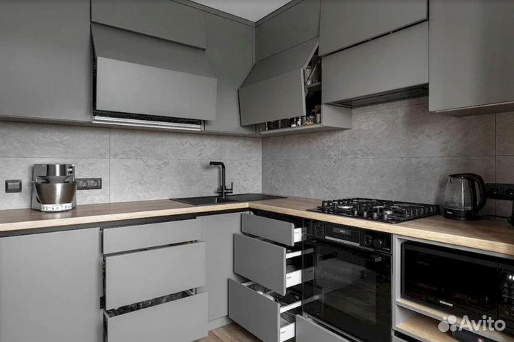 Кухня готовая новая