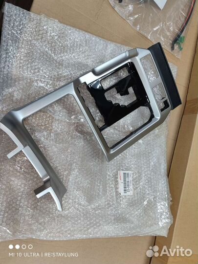 Накладка консоли Land cruiser 200 2016-2020