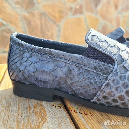 Мужские туфли из натуральной кожи питона