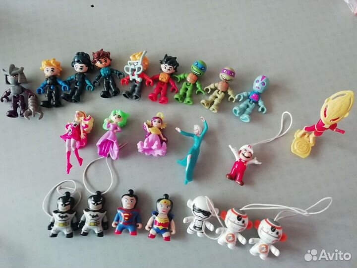 Игрушки из киндера