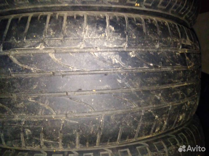 Bridgestone Dueler H/P Sport 215/60 R17