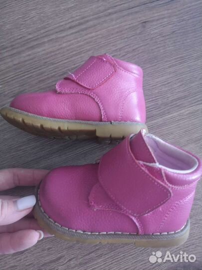 Обувь для девочки ботинки демисезонное 22рр