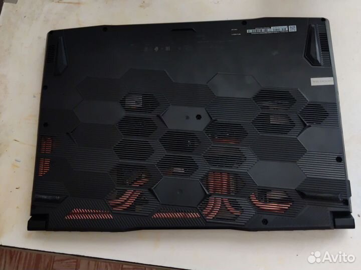 Bravo 15 B5DD-414XRU