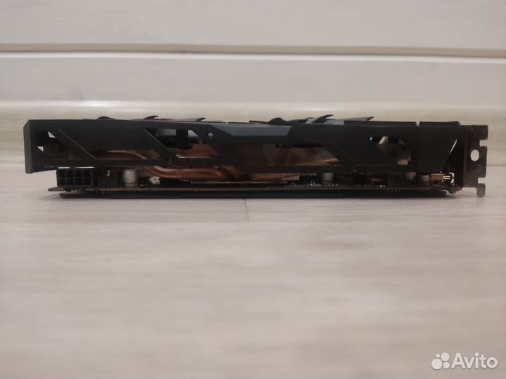 RX 480 gigabyte 4GB Видеокарта