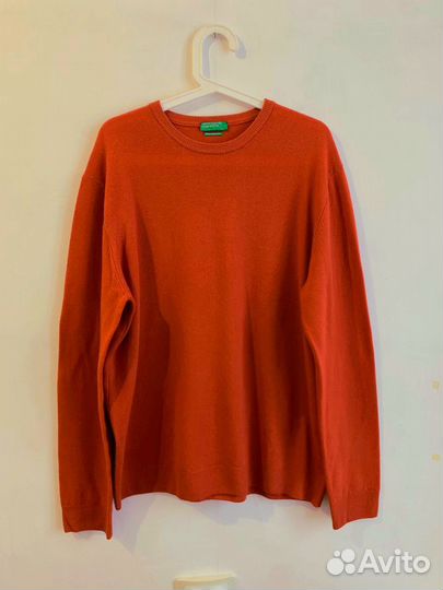 Свитер из натуральной шерсти