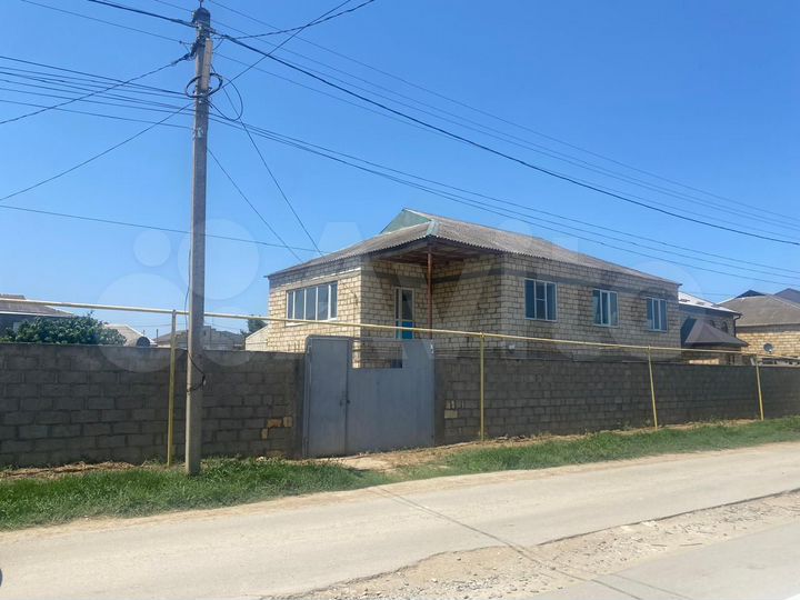 Дом 290 м² на участке 10,2 га