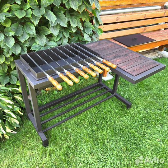 Мангал с крышей в стиле лофт