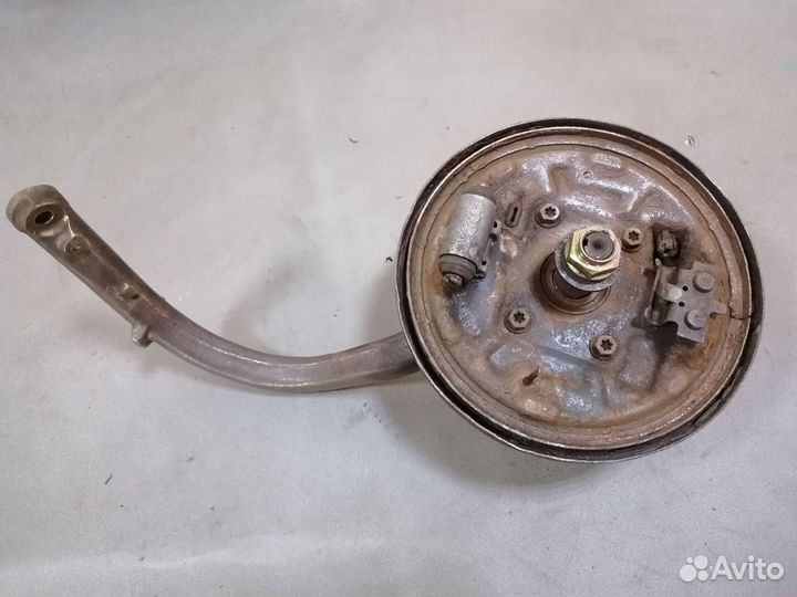 Кулак поворотный задний правый для Honda Accord IV