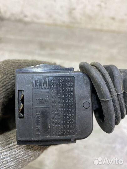 Переключатель подрулевой Opel Astra