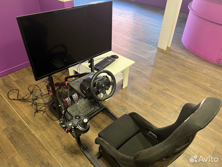 Кокпит автосимулятор