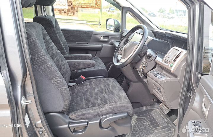 Honda Stepwgn 2.0 AT, 2013, 223 761 км