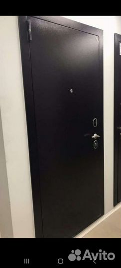 Дверь входная металлическая новая
