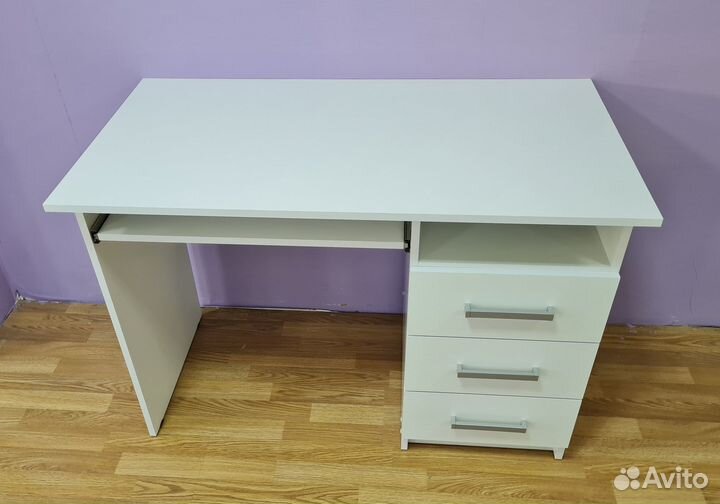 Стол письменный №1