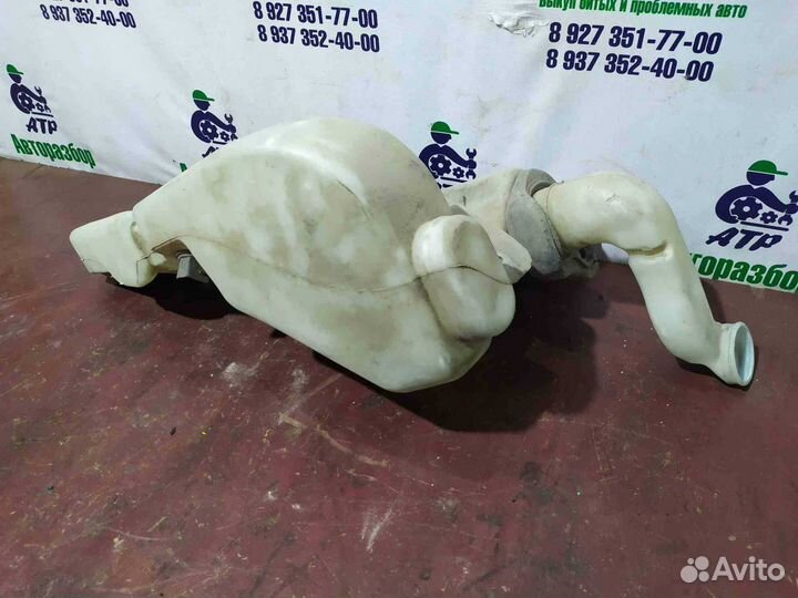 Бачок омывателя стекла Audi A8 D3