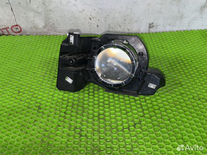 Линза фары левая Cadillac Escalade GMT900