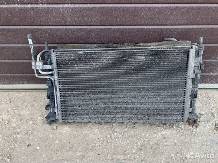 Ford Focus 2 - Кассета радиаторов