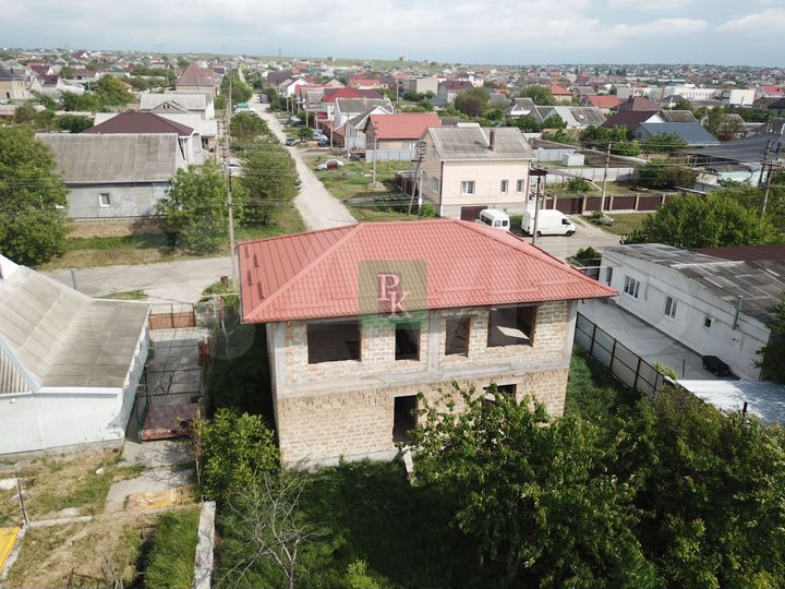 Дом 181 м² на участке 8 сот.