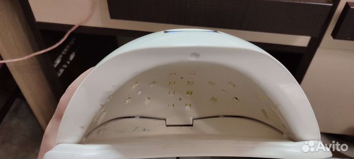 Лампа для ногтей