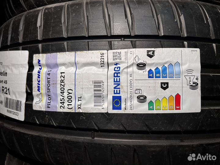 Michelin Pilot Sport 4 S 245/40 R21