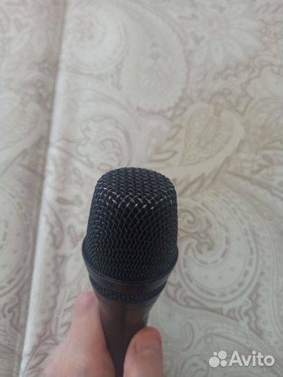 Микрофон динамический Shure akg p5i