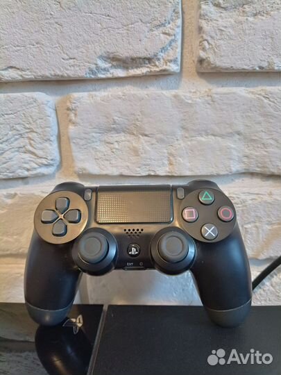 Sony PS4 FAT (прошитая)