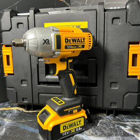 Аккумуляторный мощный гайковерт dewalt