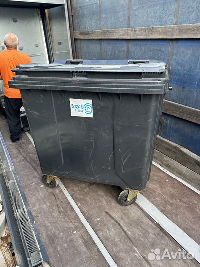 Евроконтейнер Razak 1100 л для мусора